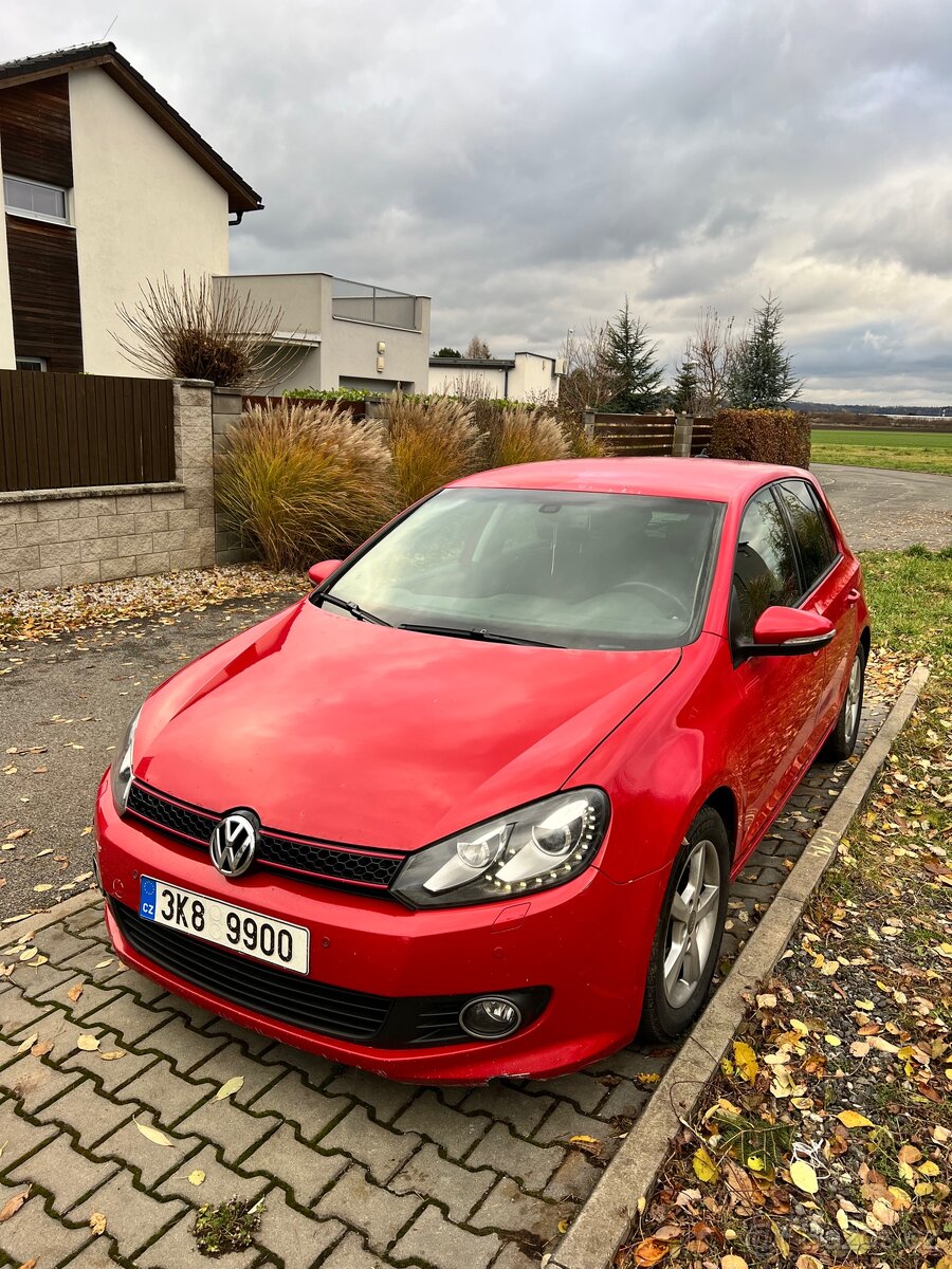 VW Golf 6 1.6 TDI bi-xenony