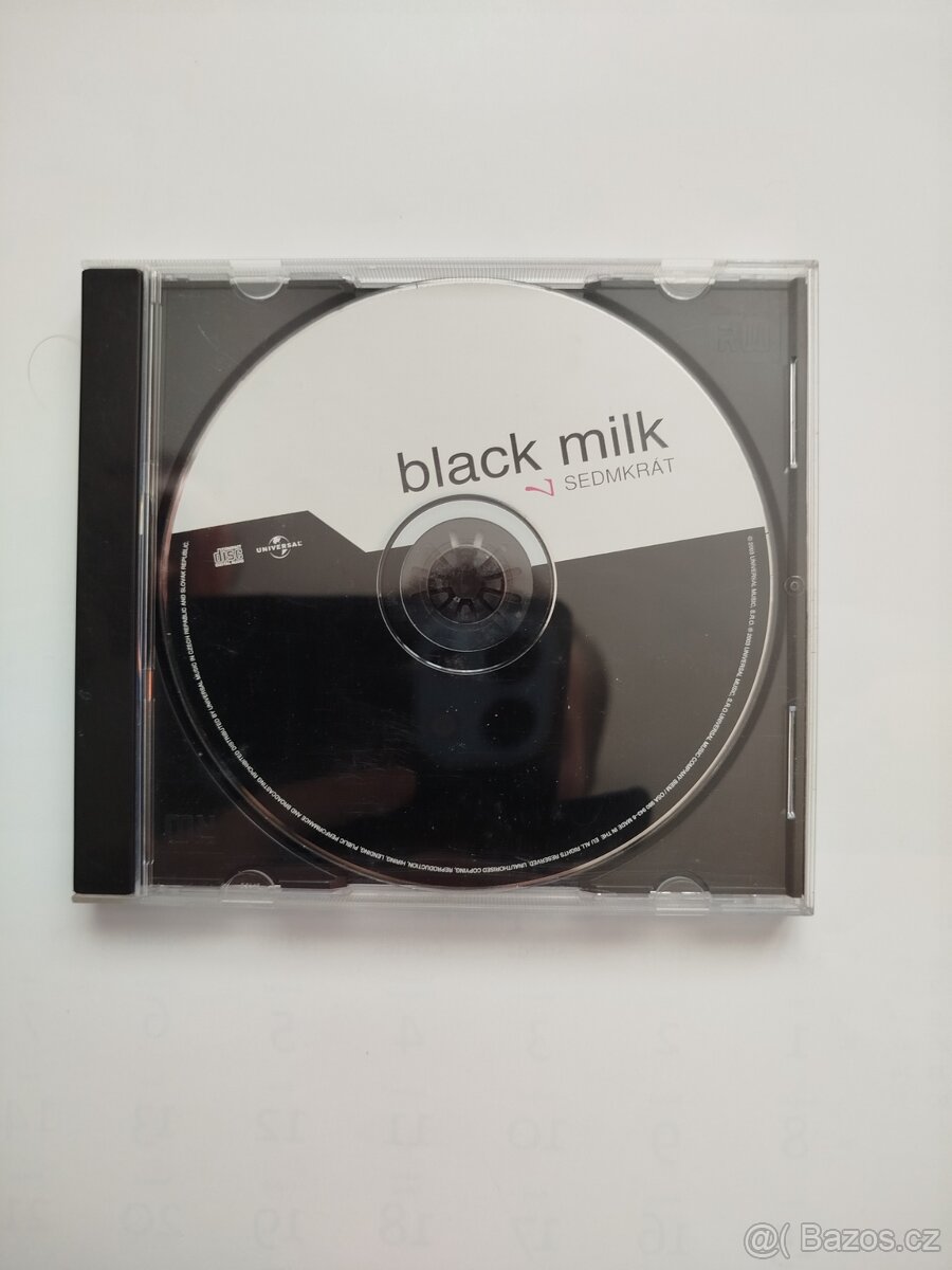 CD Black Milk - Sedmkrát (bez předního bookletu)