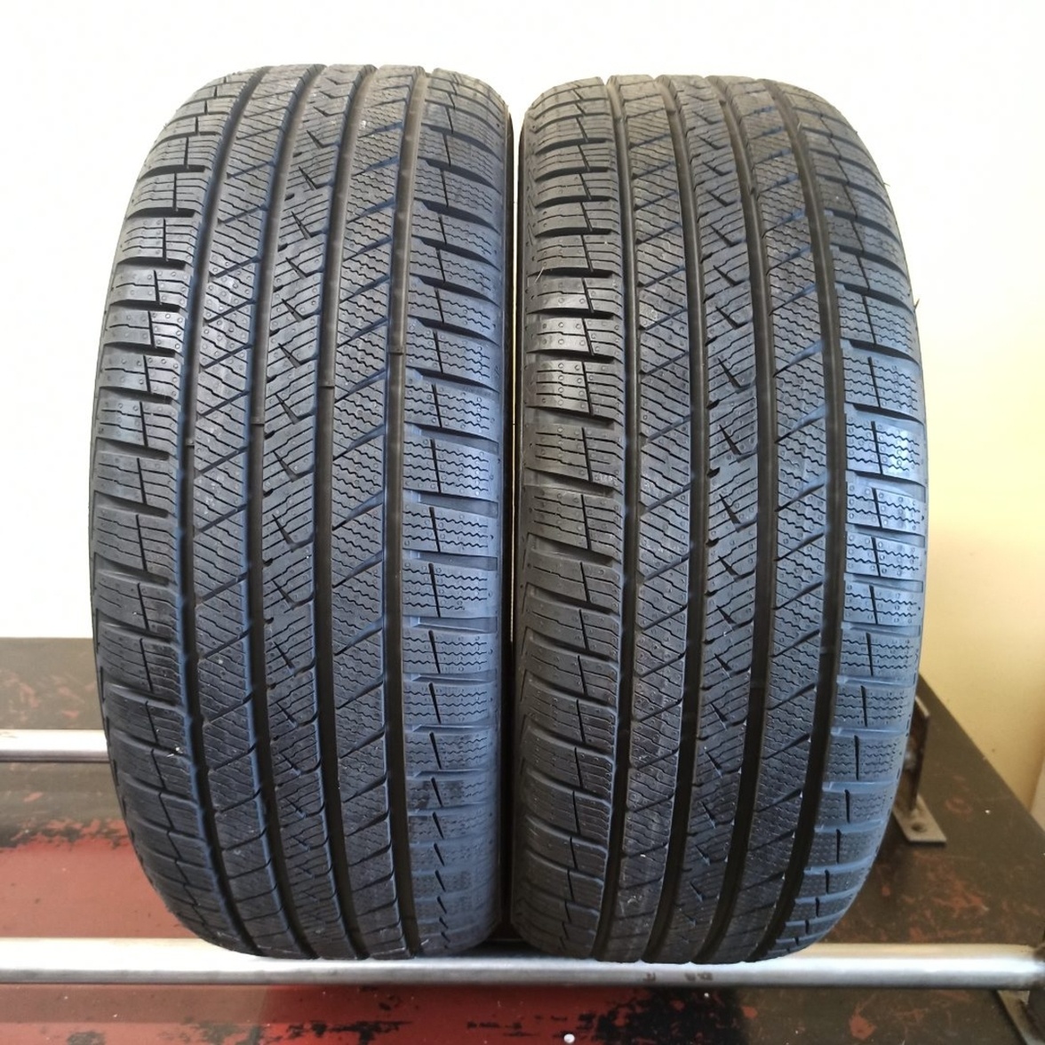 Vredestein 215/50 R18 94W 7,5mm