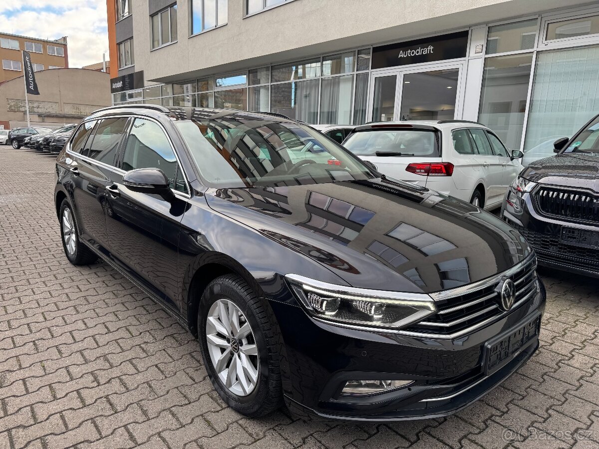 VW Passat B8 2.0 TDI 110kW DSG Tažné ACC ERGO Navi Kamera