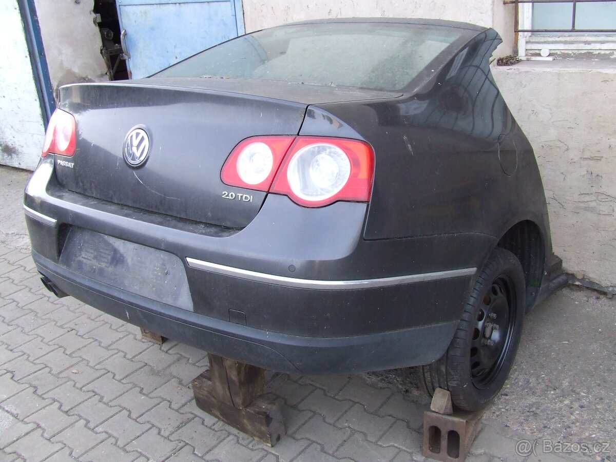 Prodám náhradní díly Passat B6 sedan 2008