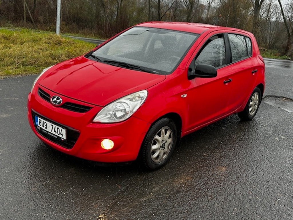 Hyundai i20 1.2i, r.2011, původ ČR, 93k km, klima