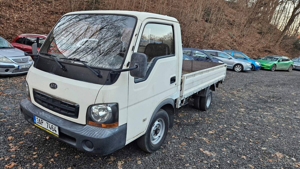 KIA K2500 valník 3 místa 2.5 Td 69kW kůže