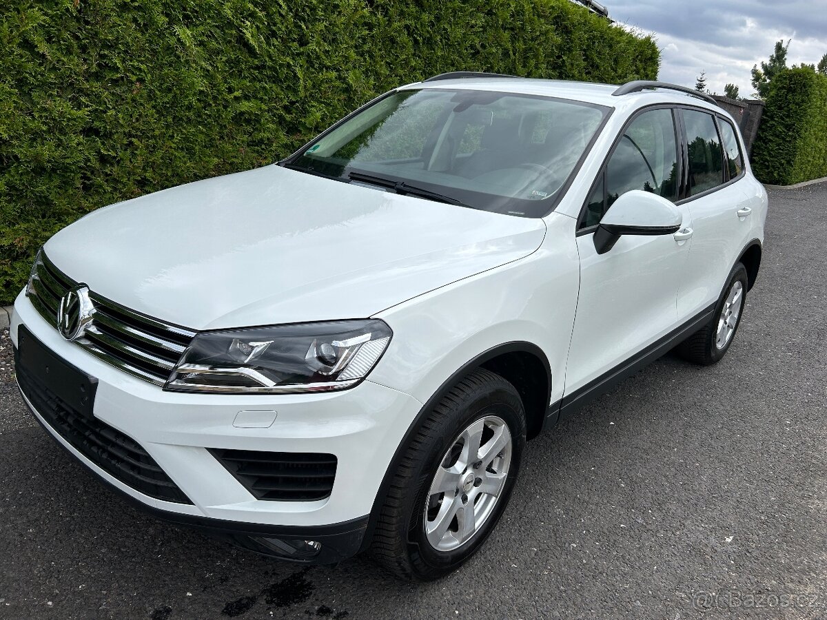 Vw Touareg 3.0tdi 150kw,r.v 2015, naj 118tis. KmServisni