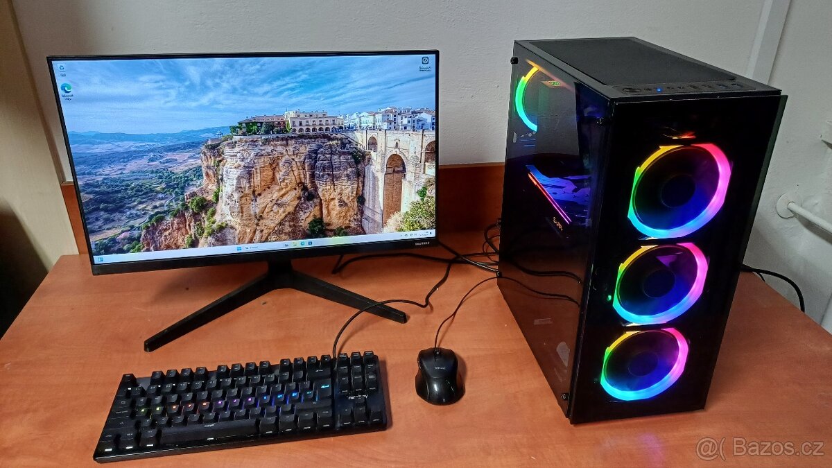 Herní PC - Ryzen 7 3700X, RX 5700 XT, 16 GB RAM