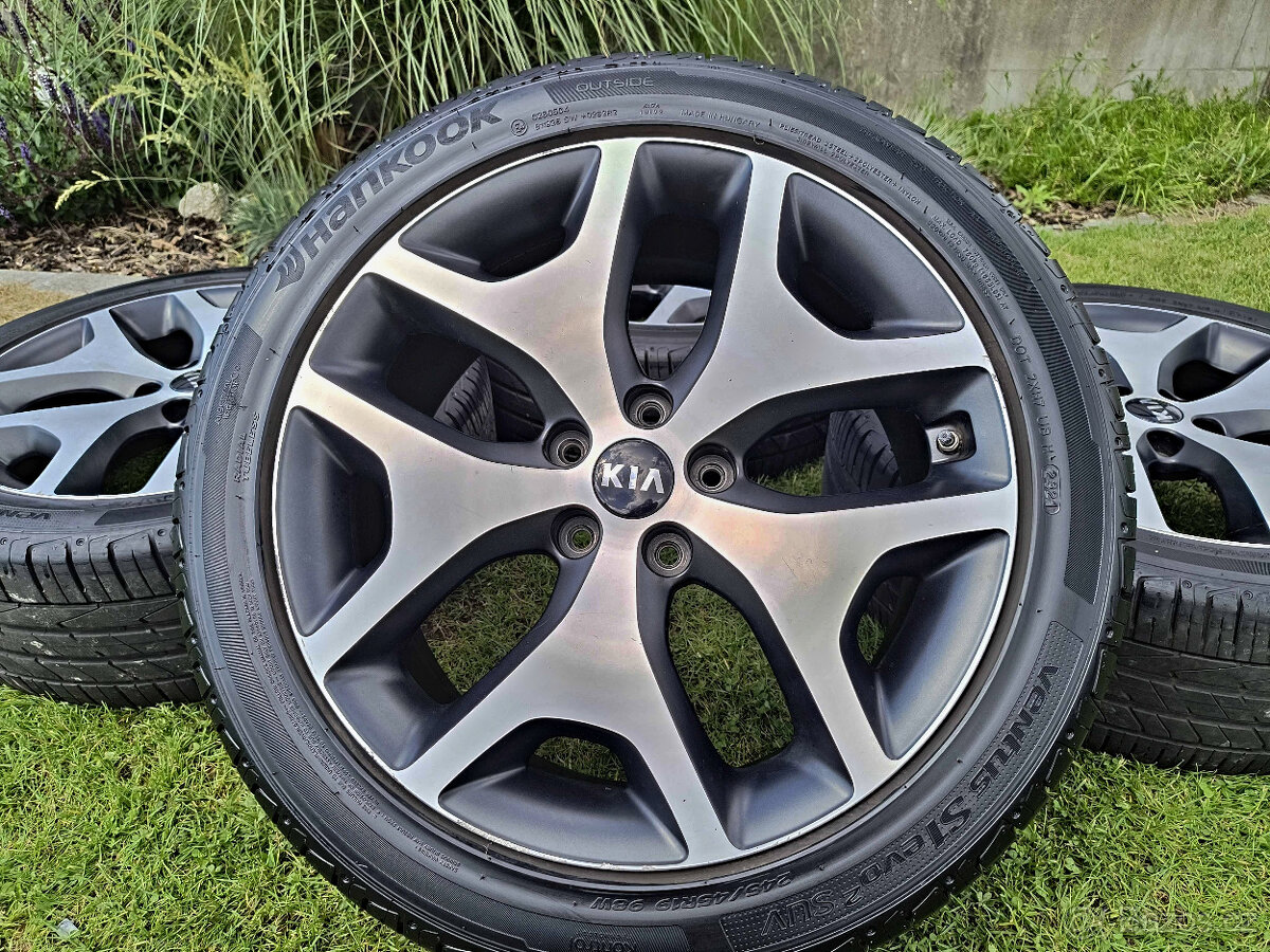 19 originál KIA SPORTAGE ☀️Hankook 245/45 R19 TMPS