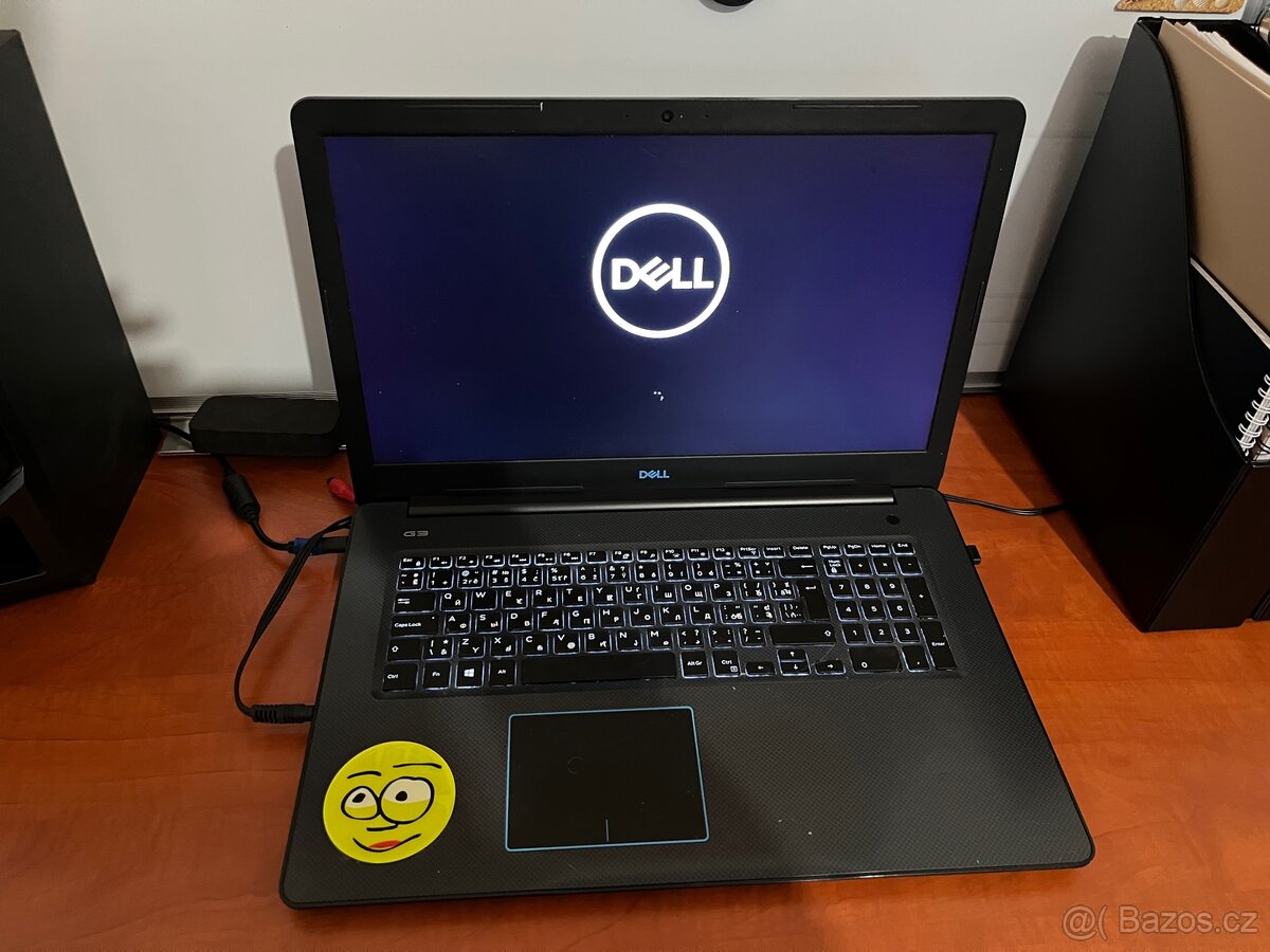 Dell G3 17 Gaming (3779) černá