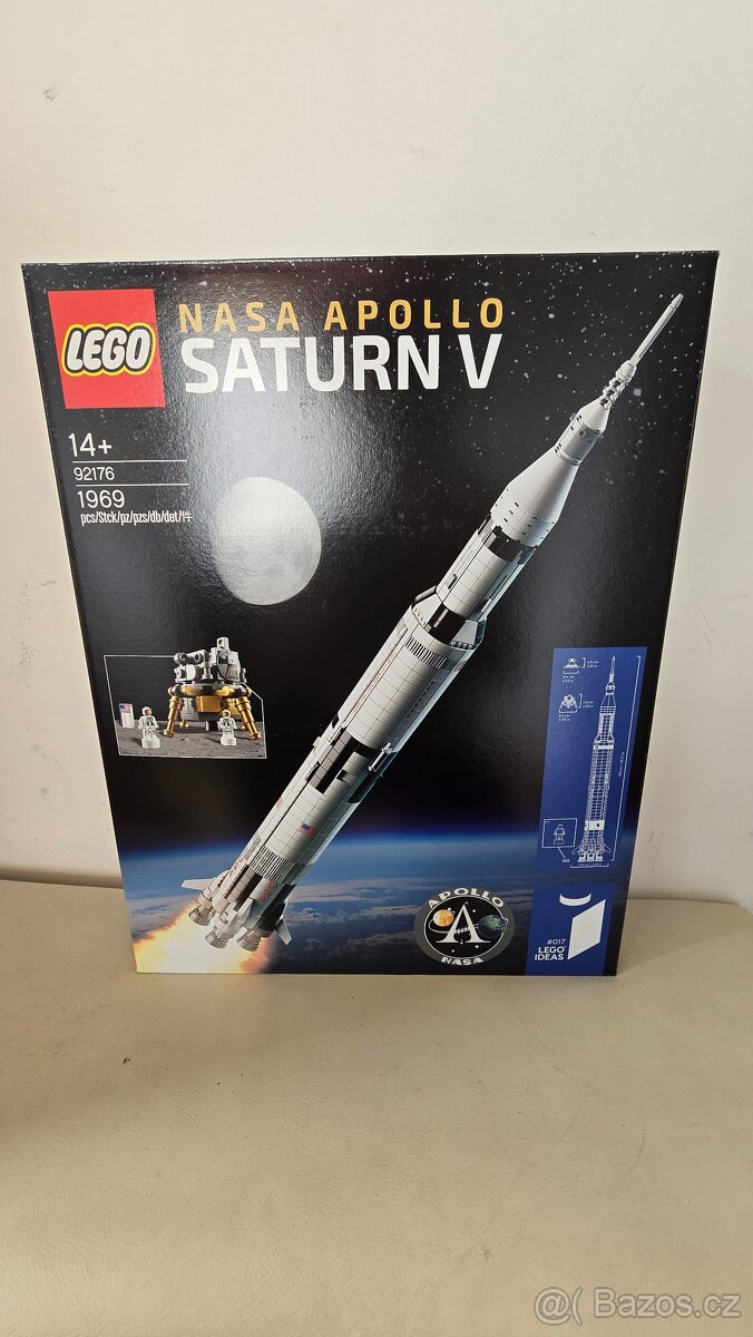 LEGO Ideas 92176 NASA Apollo Saturn V