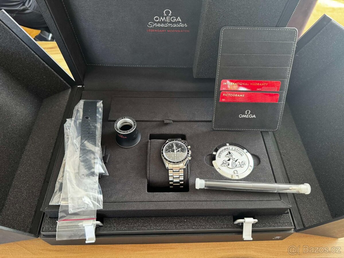 Omega Speedmaster Saphire 311.30.42.30.01.006