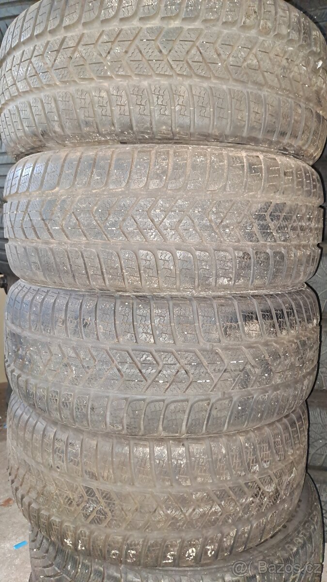 205/50R17 zimní