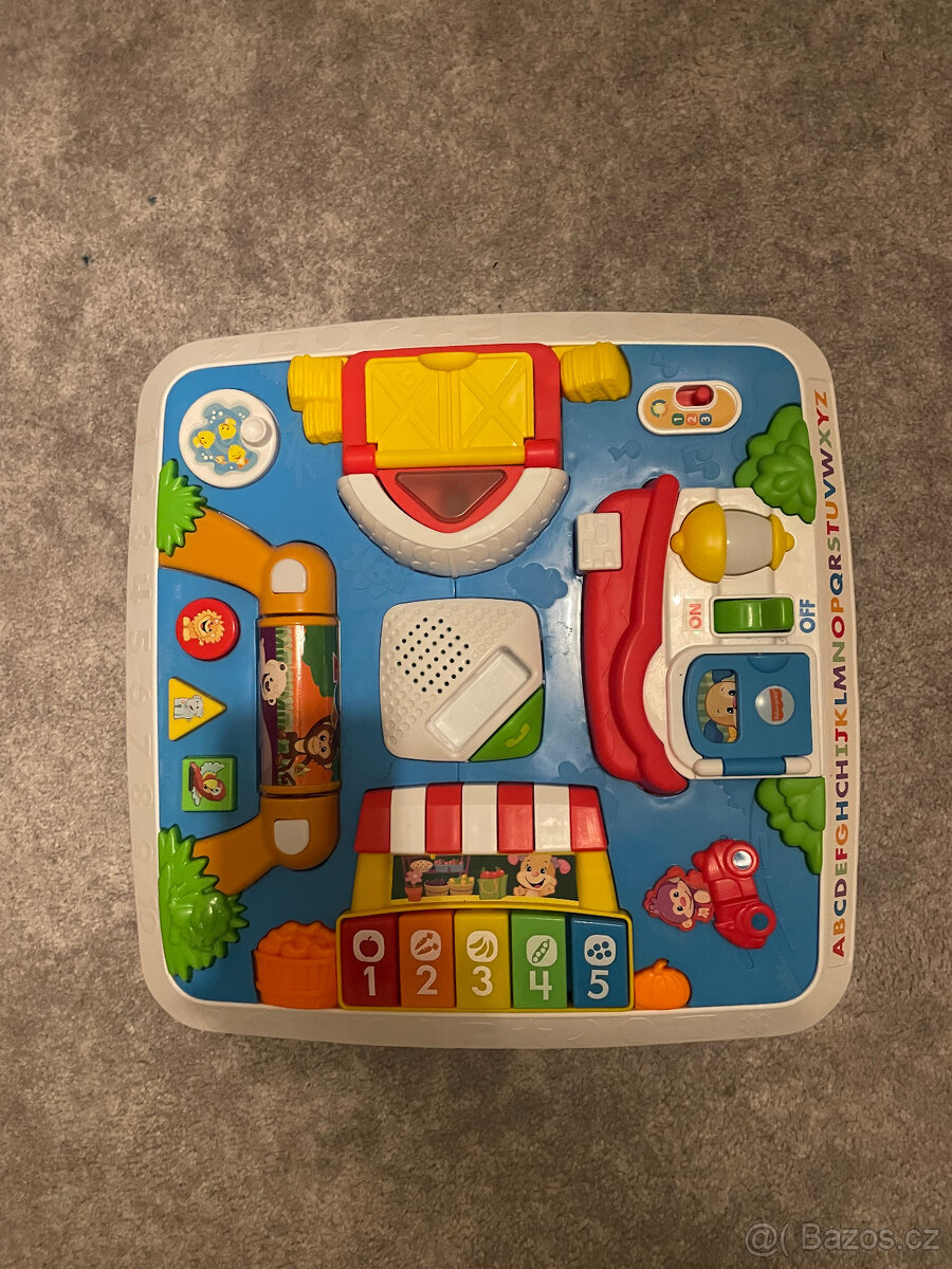 Fisher-Price Pejskův stoleček