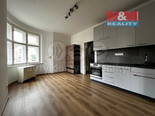 Pronájem bytu 2kk, 49 m², Praha, ul. Špitálská