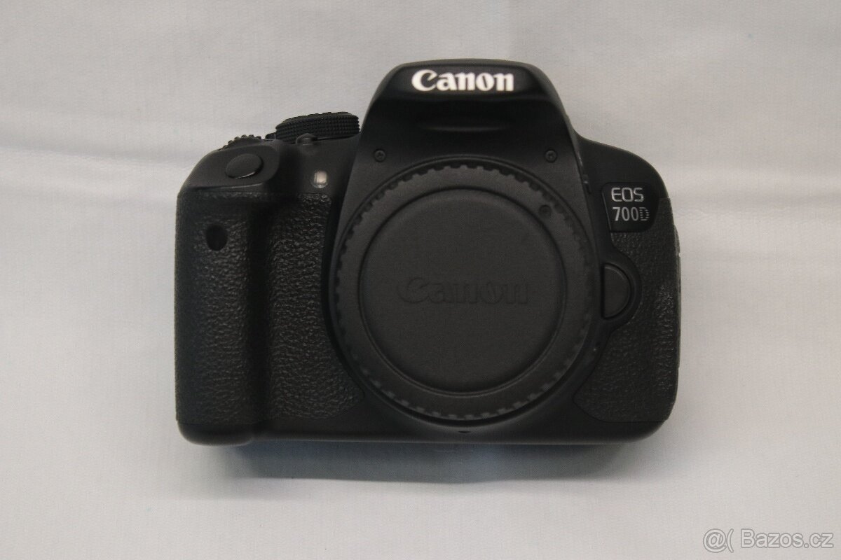 Canon EOS 700D