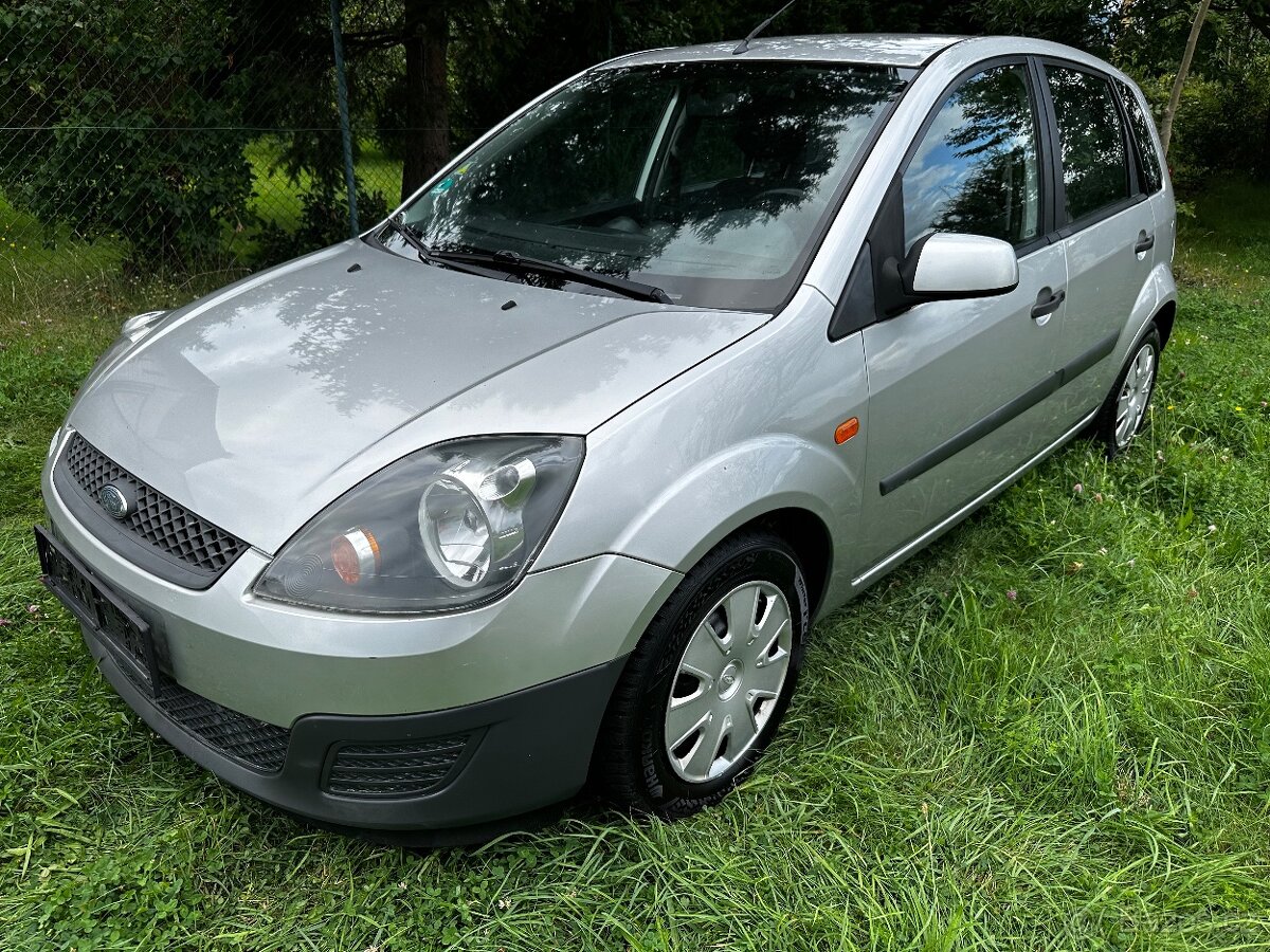 Ford Fiesta 1.3 Benzin 51/KW Rok v.:2006 Klima