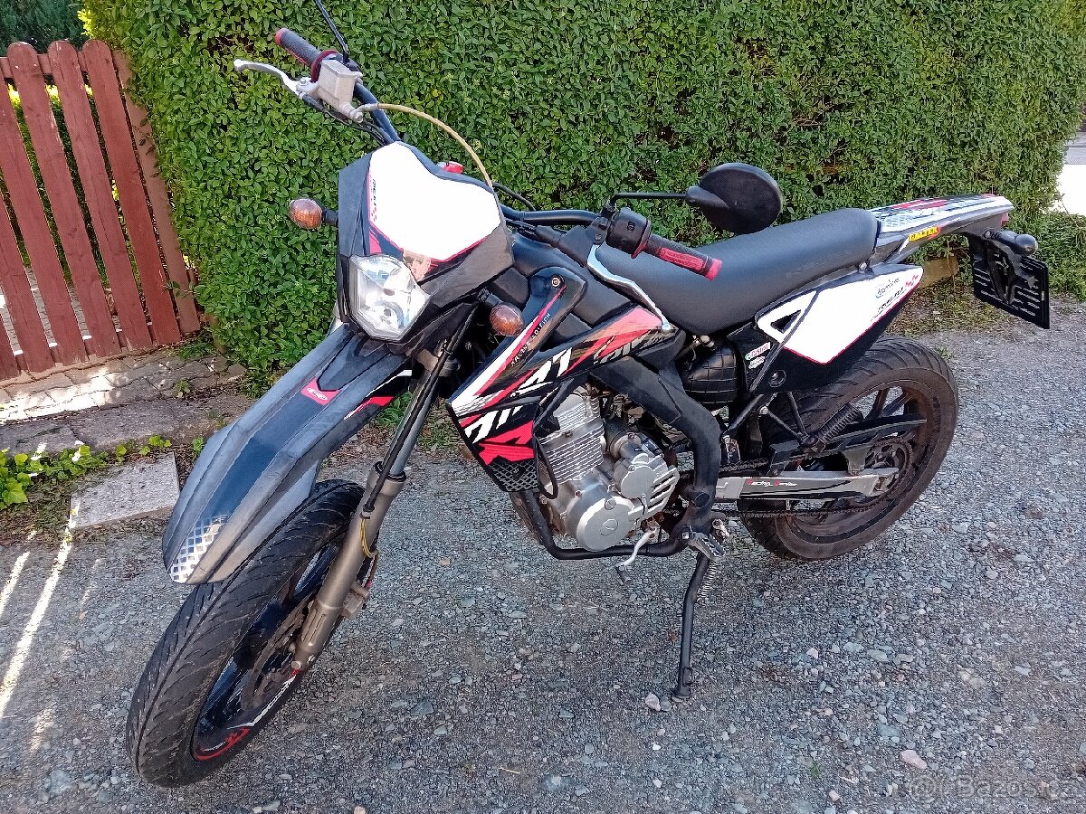 Rieju MRT 125 SM Supermoto