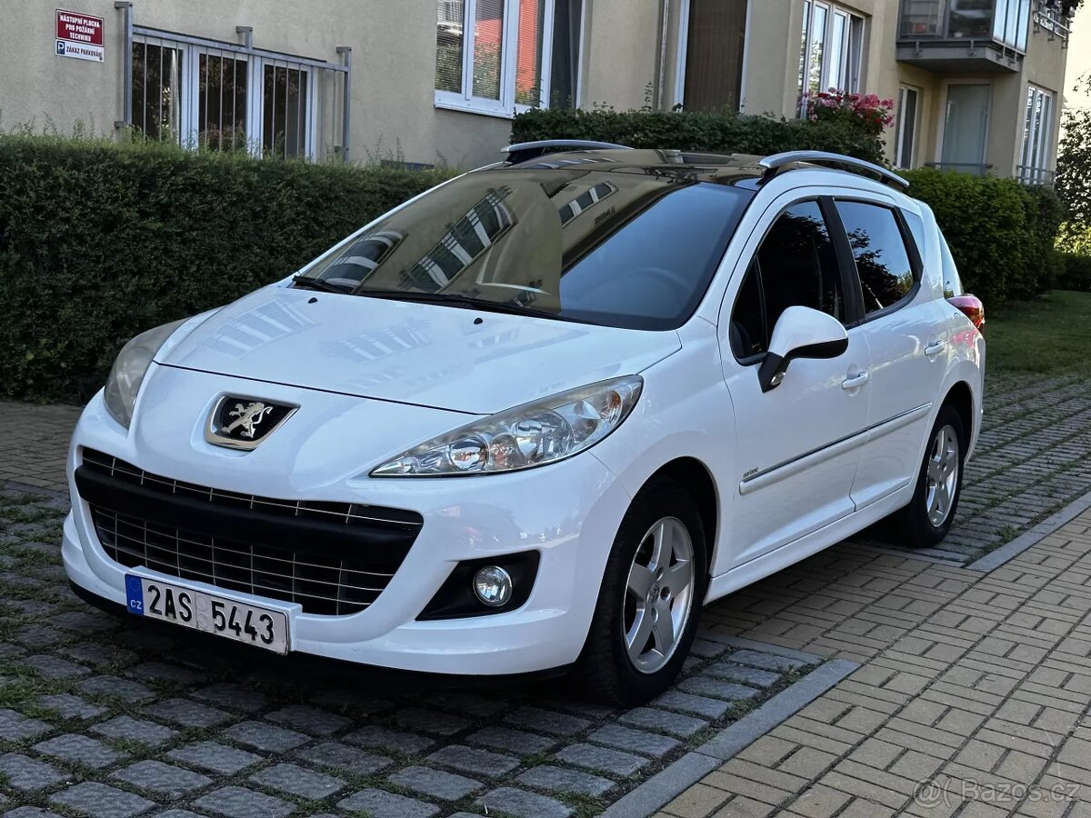 Peugeot 207 1.4i SW Panorama Klima Najeto 118tis Rok 2012