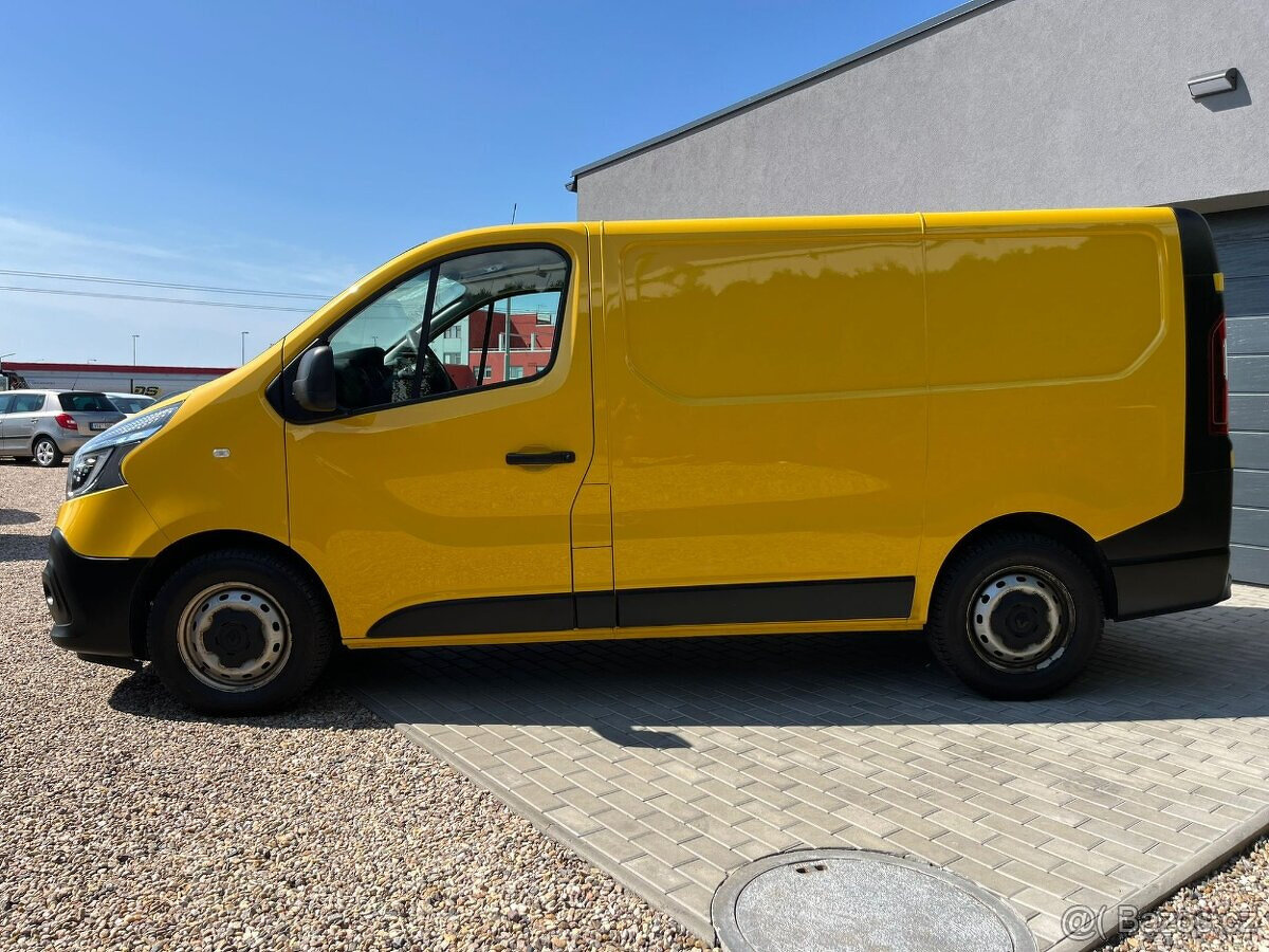 Renault Trafic  2.0 dCi    107kW   nafta     Rok 11/2020