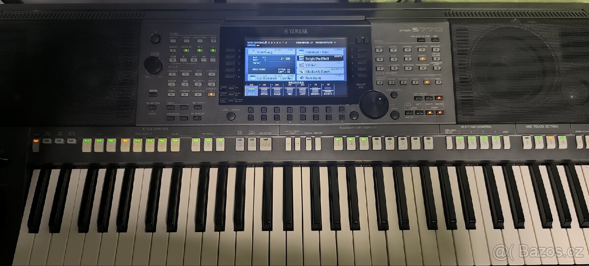 Yamaha PSR -S770