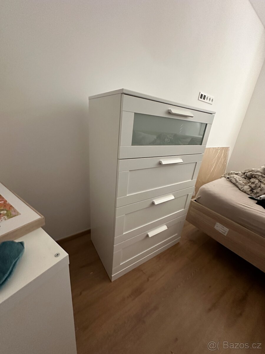 Ikea Komoda Brimnes 4 sklo, 78x124 cm