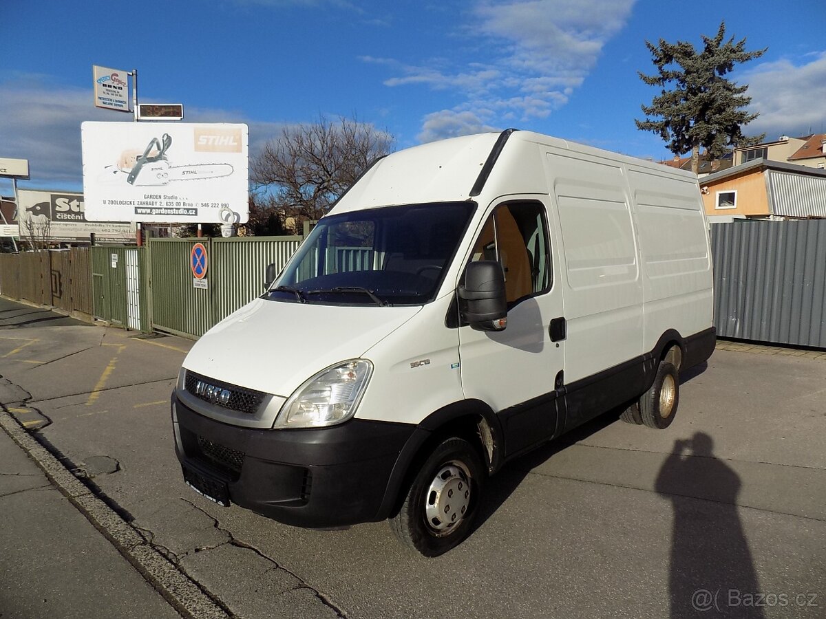 Iveco Daily 35C13V 2.3 JTD 93 KW AC, TEMP