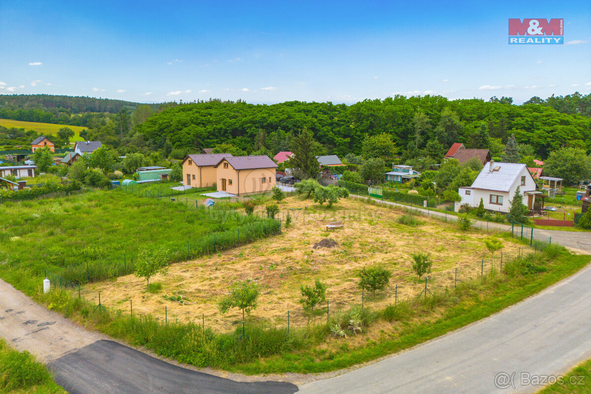 Prodej pozemku k bydlení, 1181 m², Město Touškov, ul. Polní