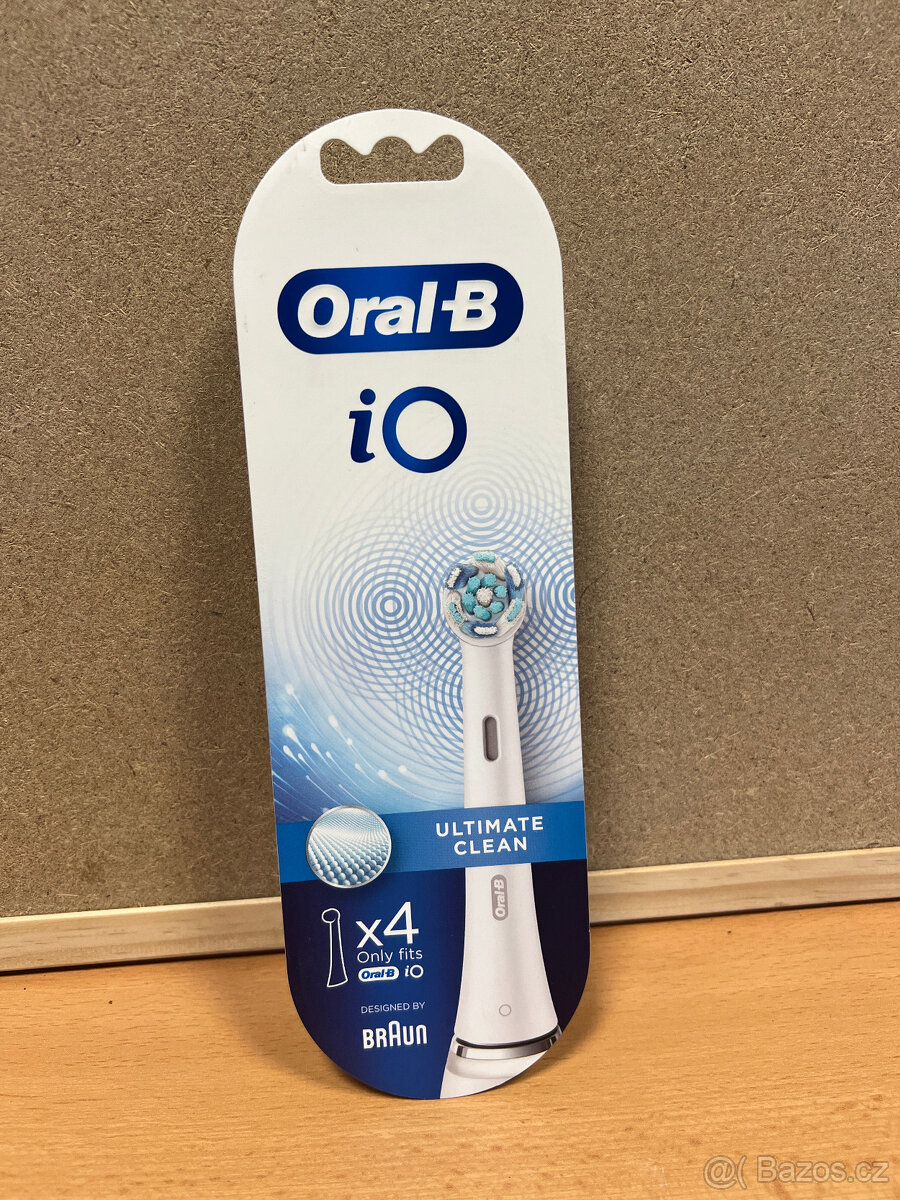 Oral-B iO Ultimate Clean White 4 ks