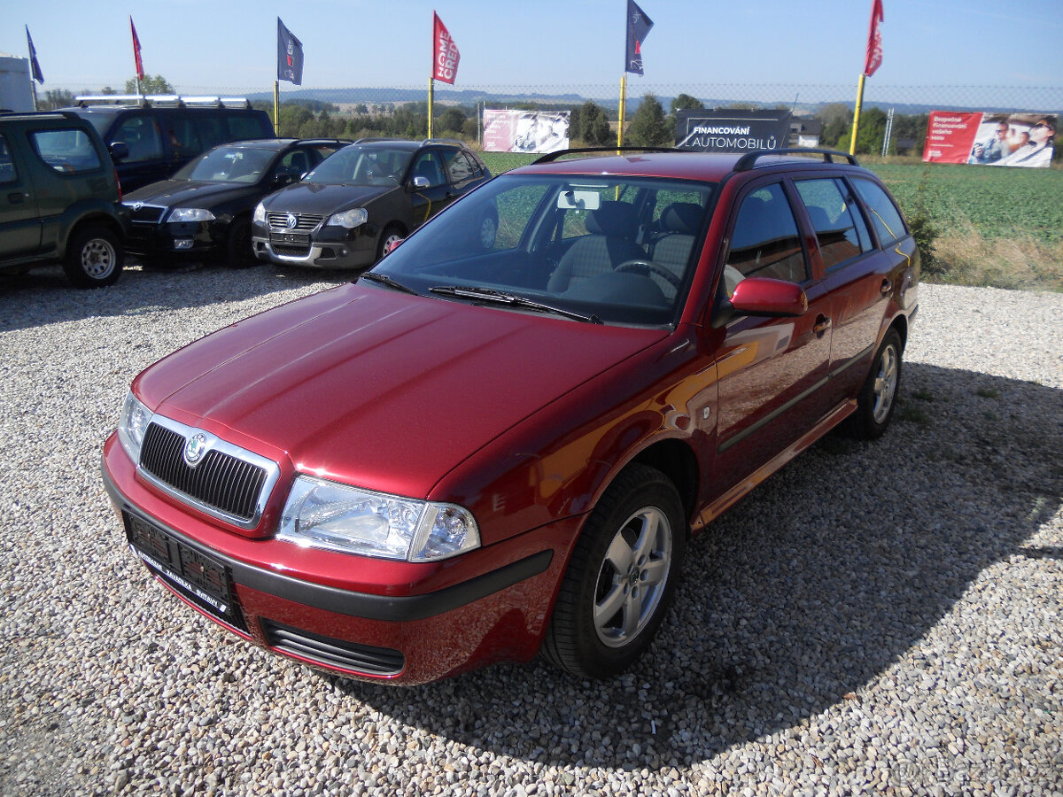 Škoda Octavia 1.6i 75Kw Tour Combi