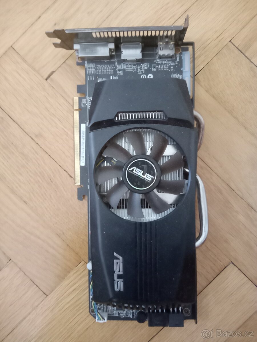 Radeon HD 5830 1gb