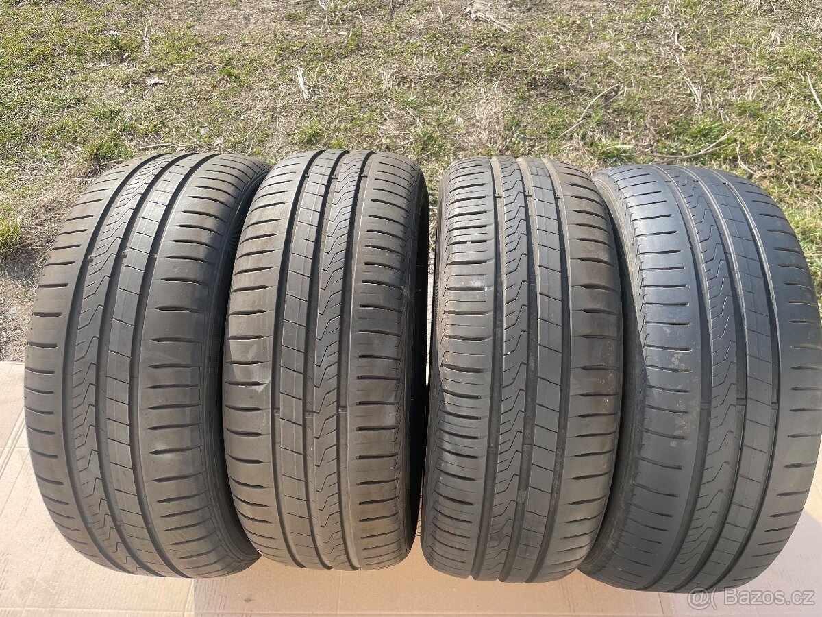 4ks. Letní pneu 205/55/16 zn. Hankook.