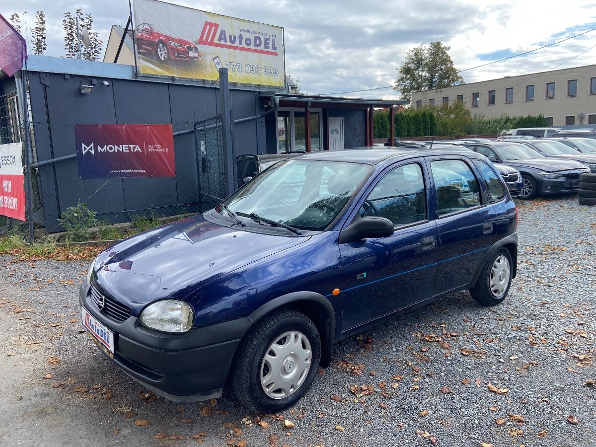 Opel Corsa 1.0 i 12V 2xSada Kol,Tažné