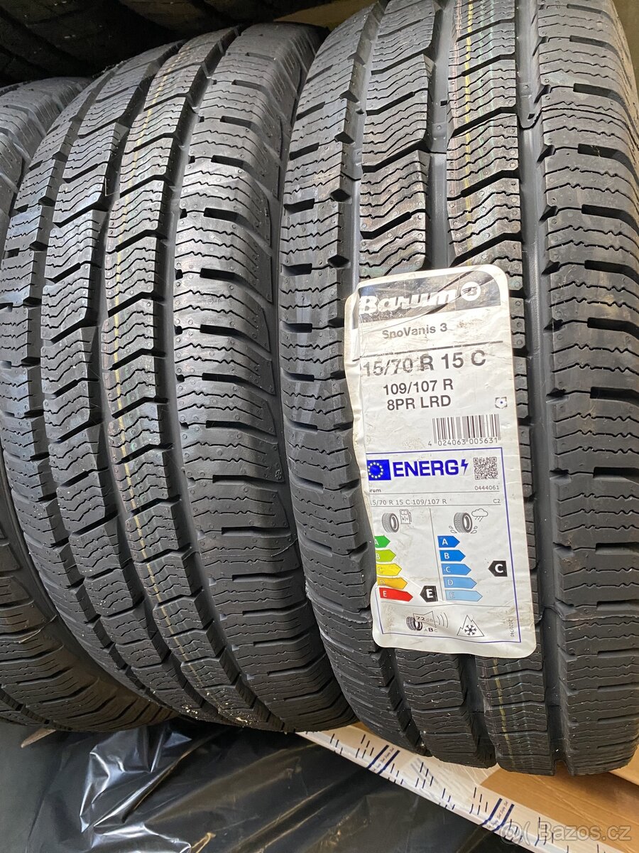 Nové pneu Barum SnoVanis 3, 215/70 R15 C