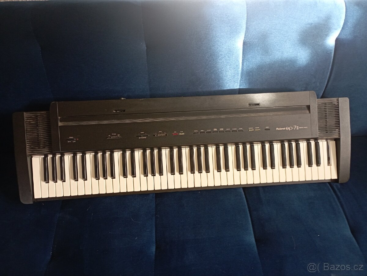 Roland EP7 ii. K opravě