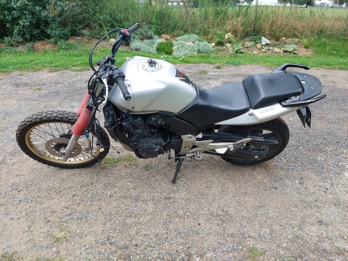 Náhradní díly Honda CBF 600