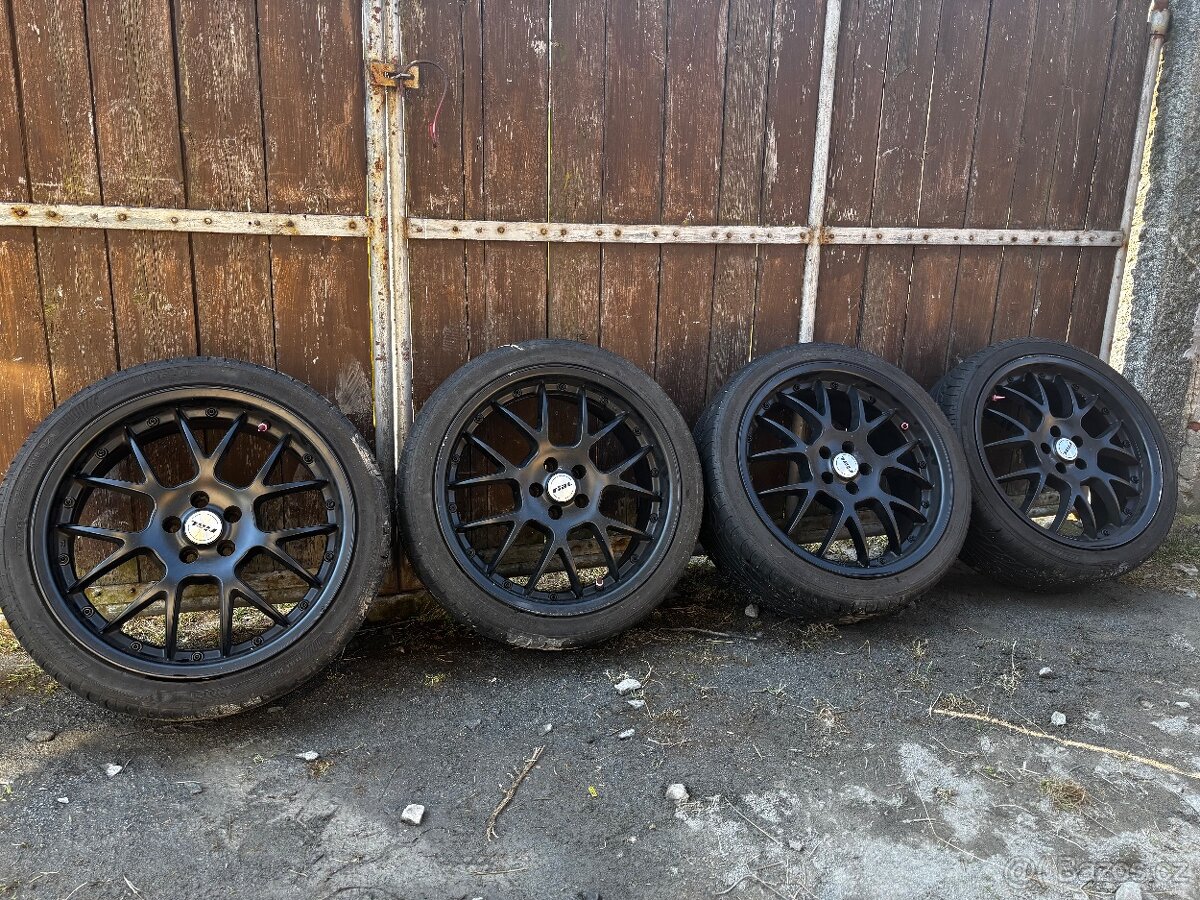 Alu 5x100 r18 s pneu 225/40/18, nenakopané