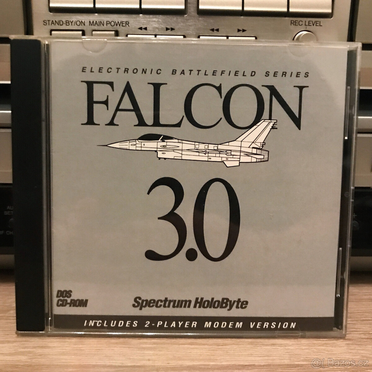 Falcon 3.0 (1993) - Old school letecký simulátor