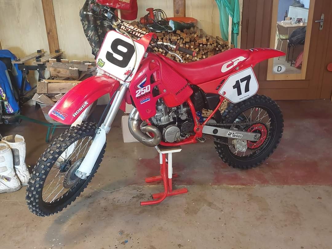 Honda cr 250