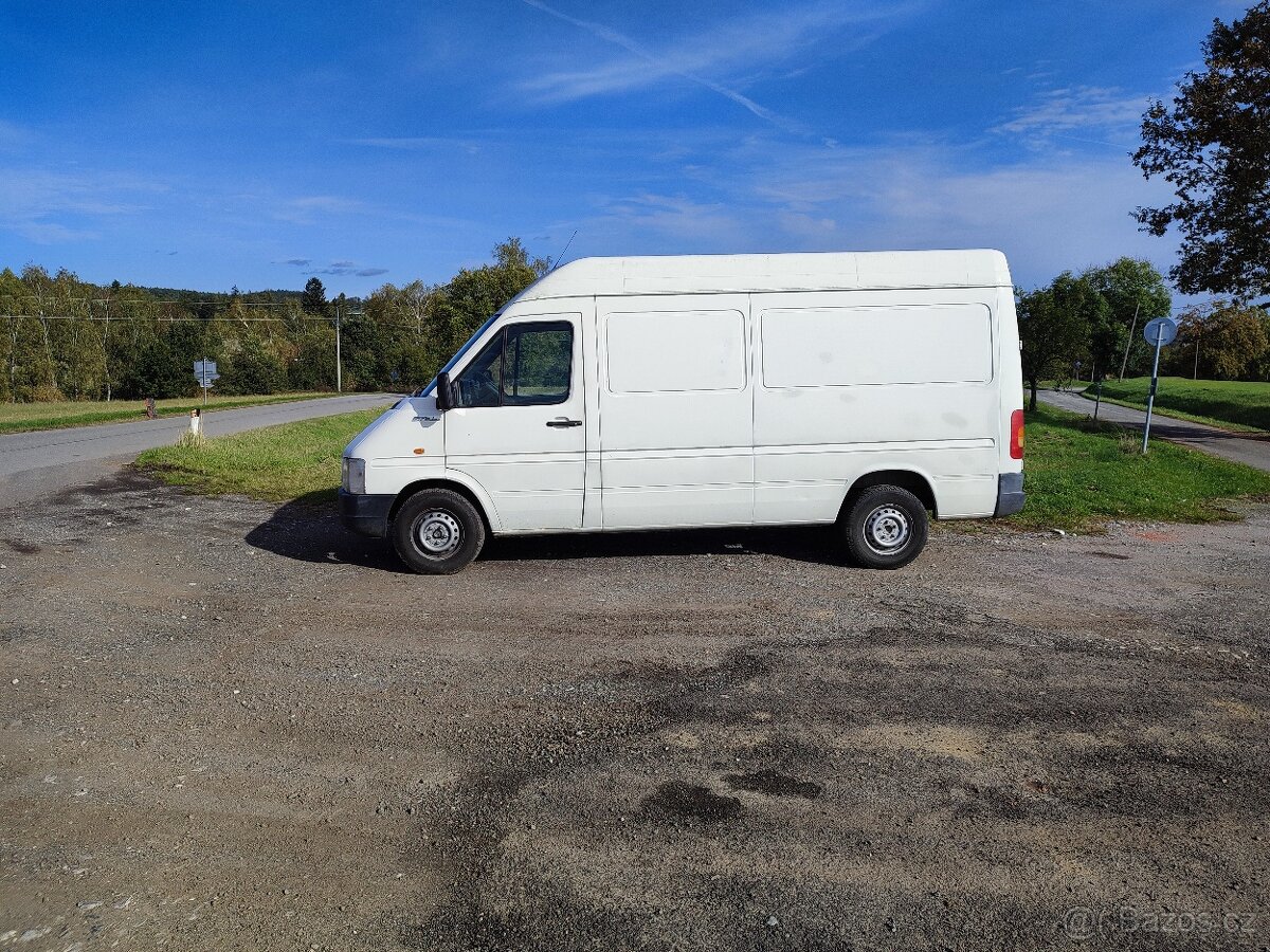 VW LT35 2.5TDI 80kW skříňová dodávka L2H2