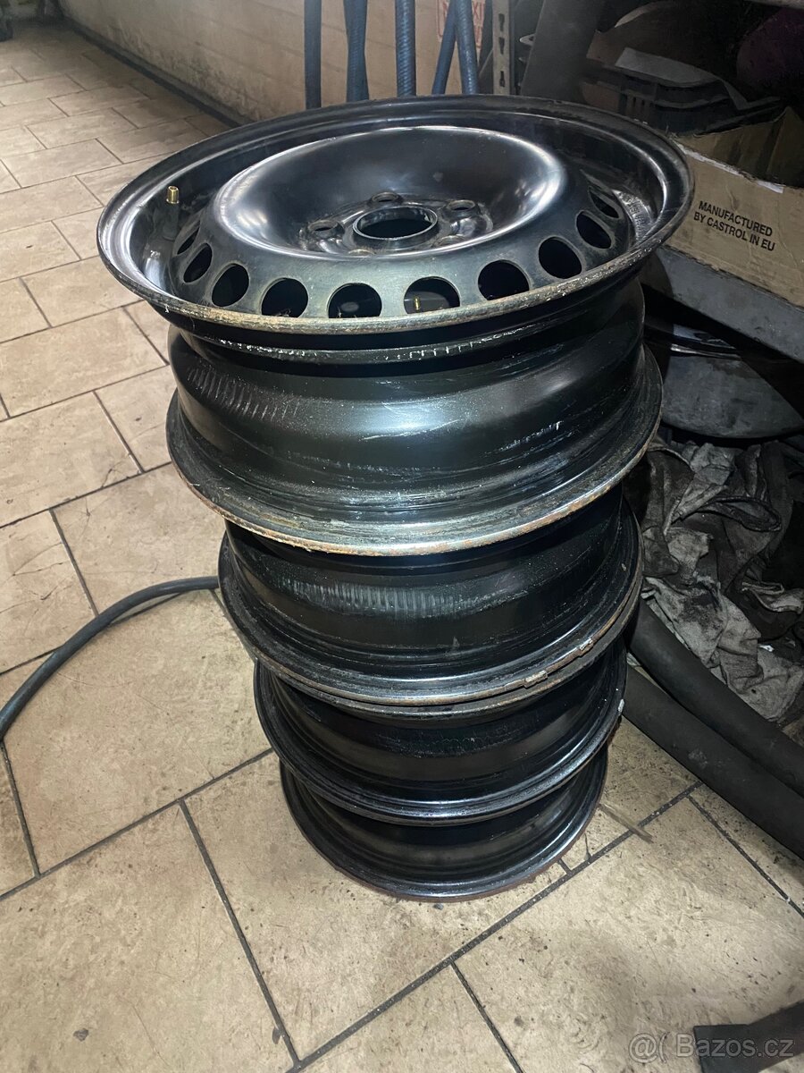 Prodám plech disky 15” 5x112 VW ET45 J6