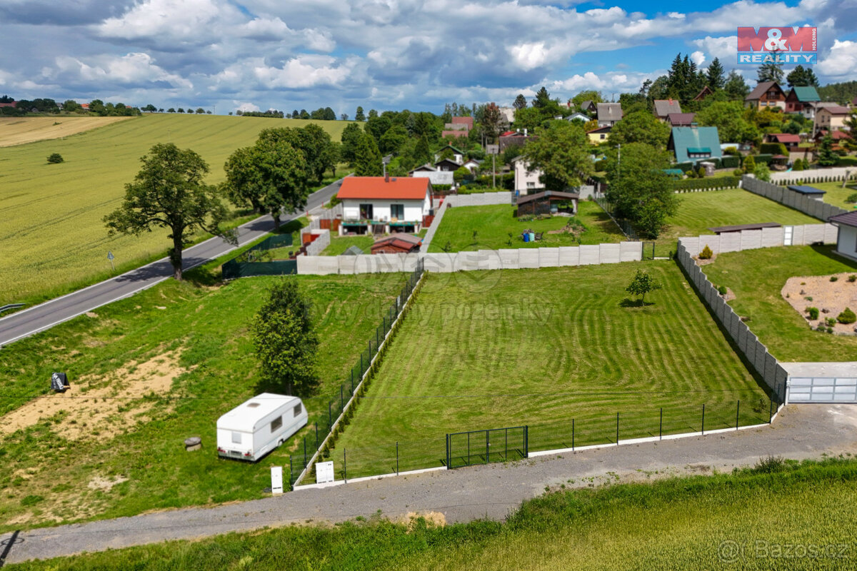 Prodej pozemku k bydlení, 1009 m², Dražeň