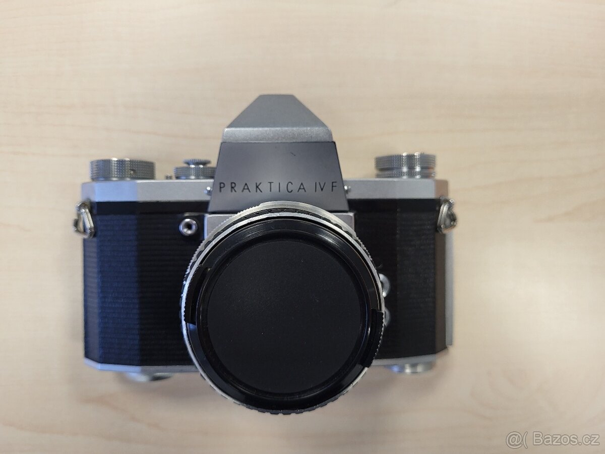 FOTOAPARÁT PRAKTICA IV F (1960-67)