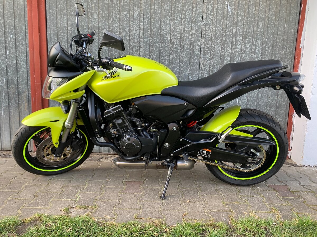 Honda hornet CB600F