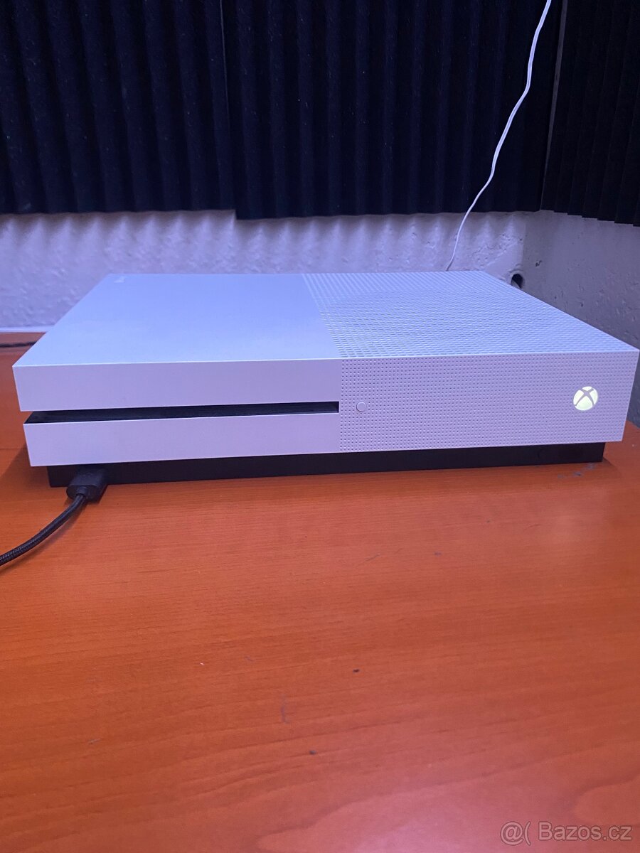 Xbox One S 1TB