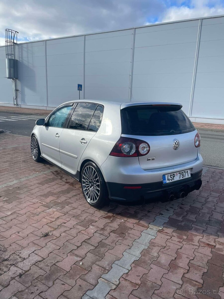 VW Golf 5 Gti 220kw