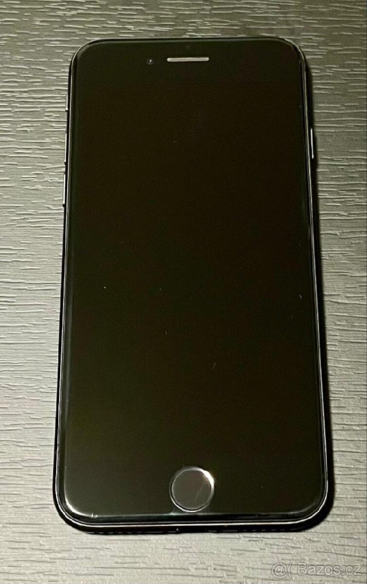 iPhone 8 Space
Gray 64GB