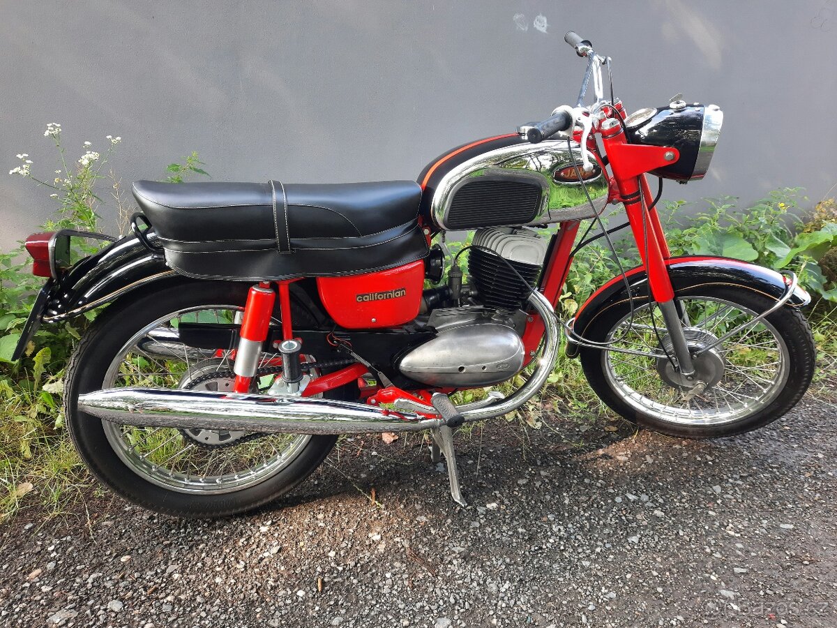 Jawa 250 Californian