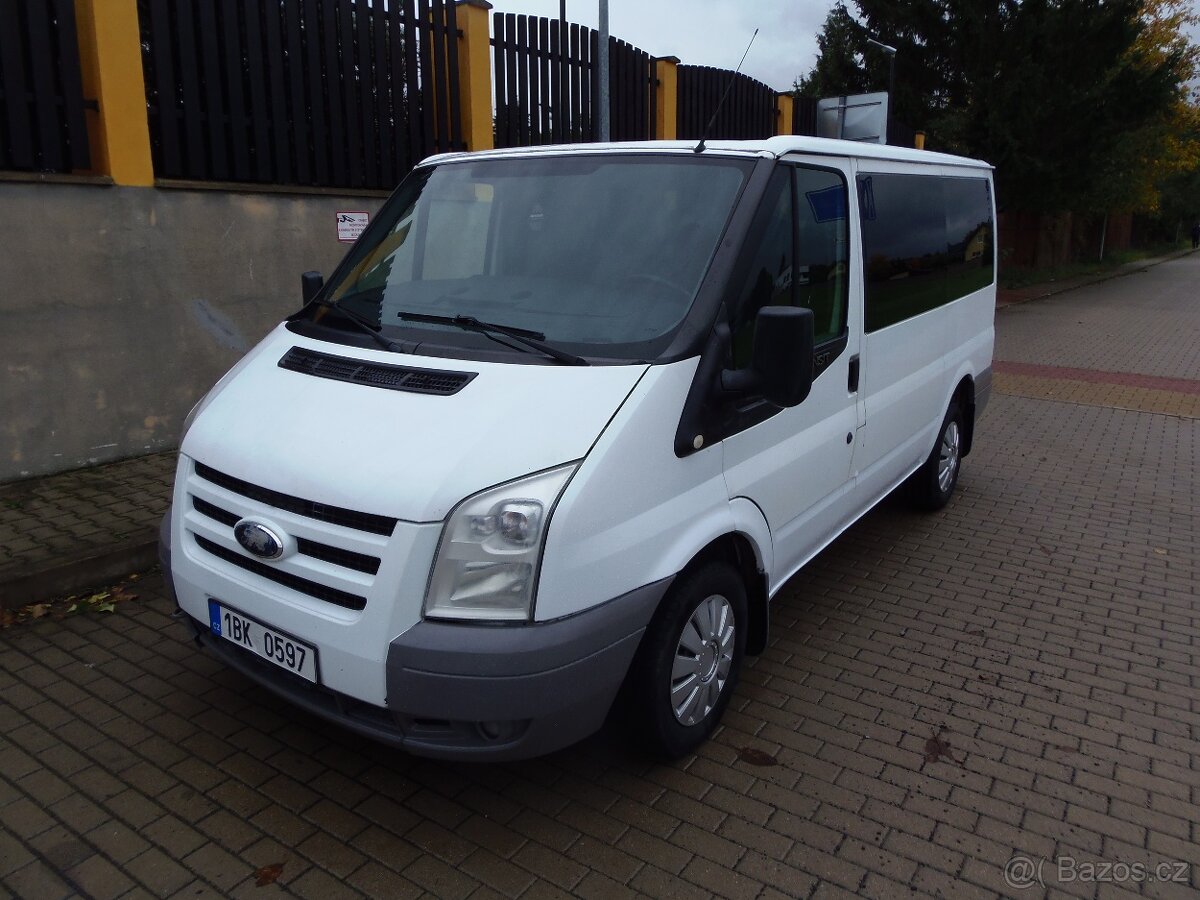 Ford Transit 300 2.2 TD 9 míst klima