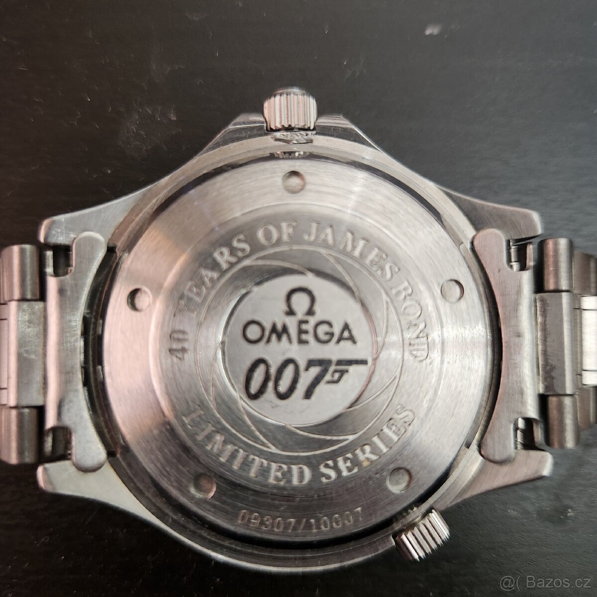 OMEGA SEAMASTER 007 JAMES BOND