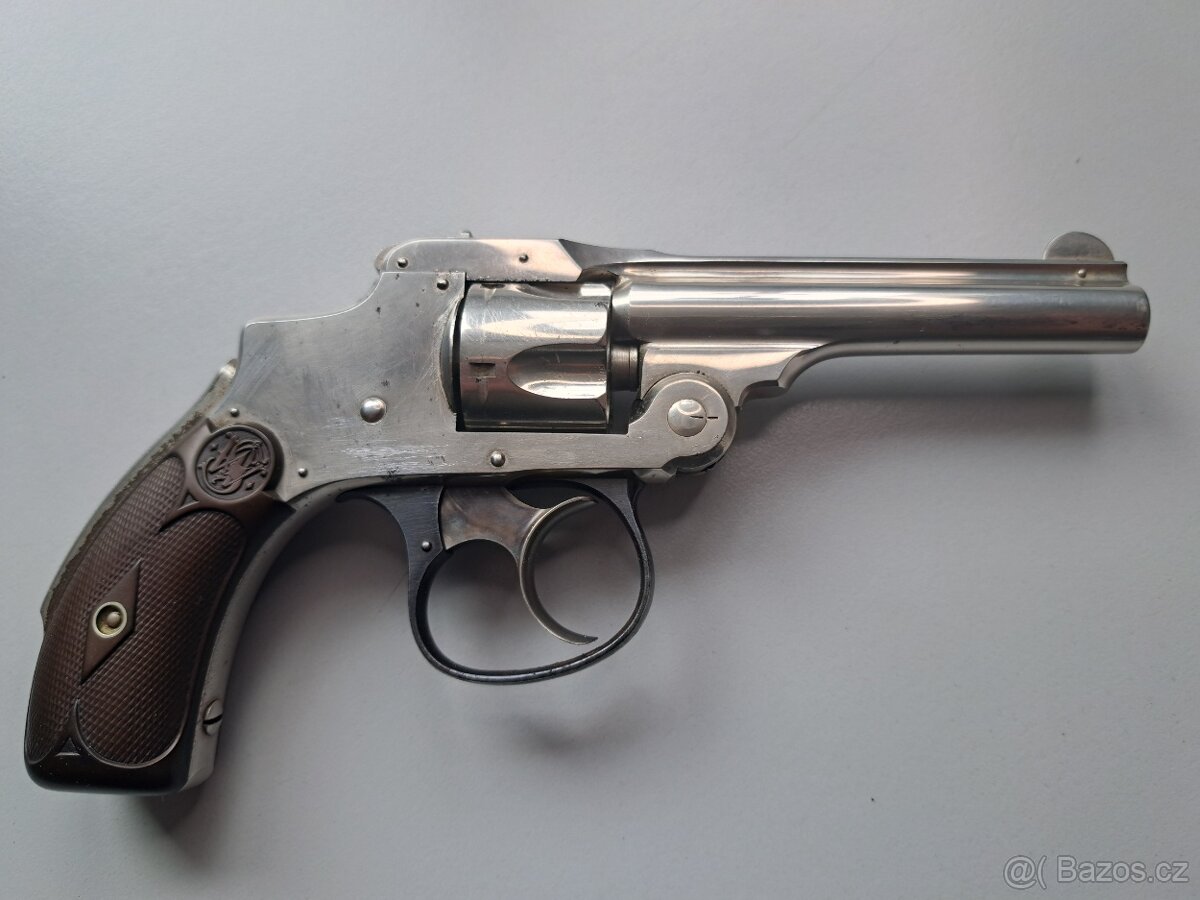 Smith and Wesson .32 Hammerless