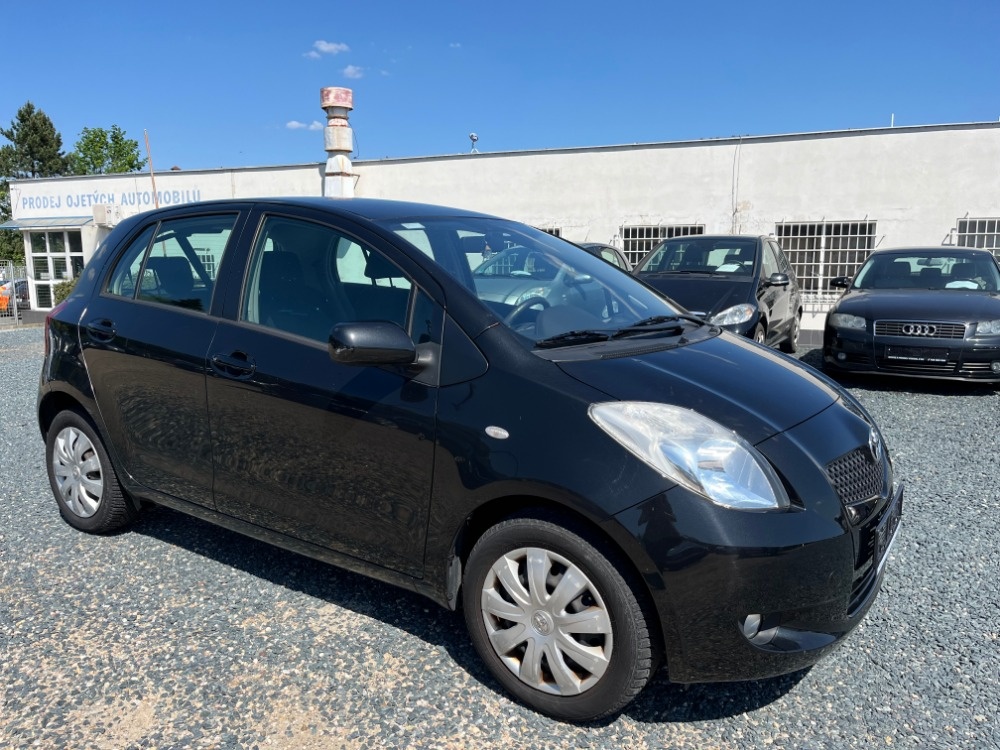 Toyota Yaris 1.3 VVT-i 64kW AUTOMAT