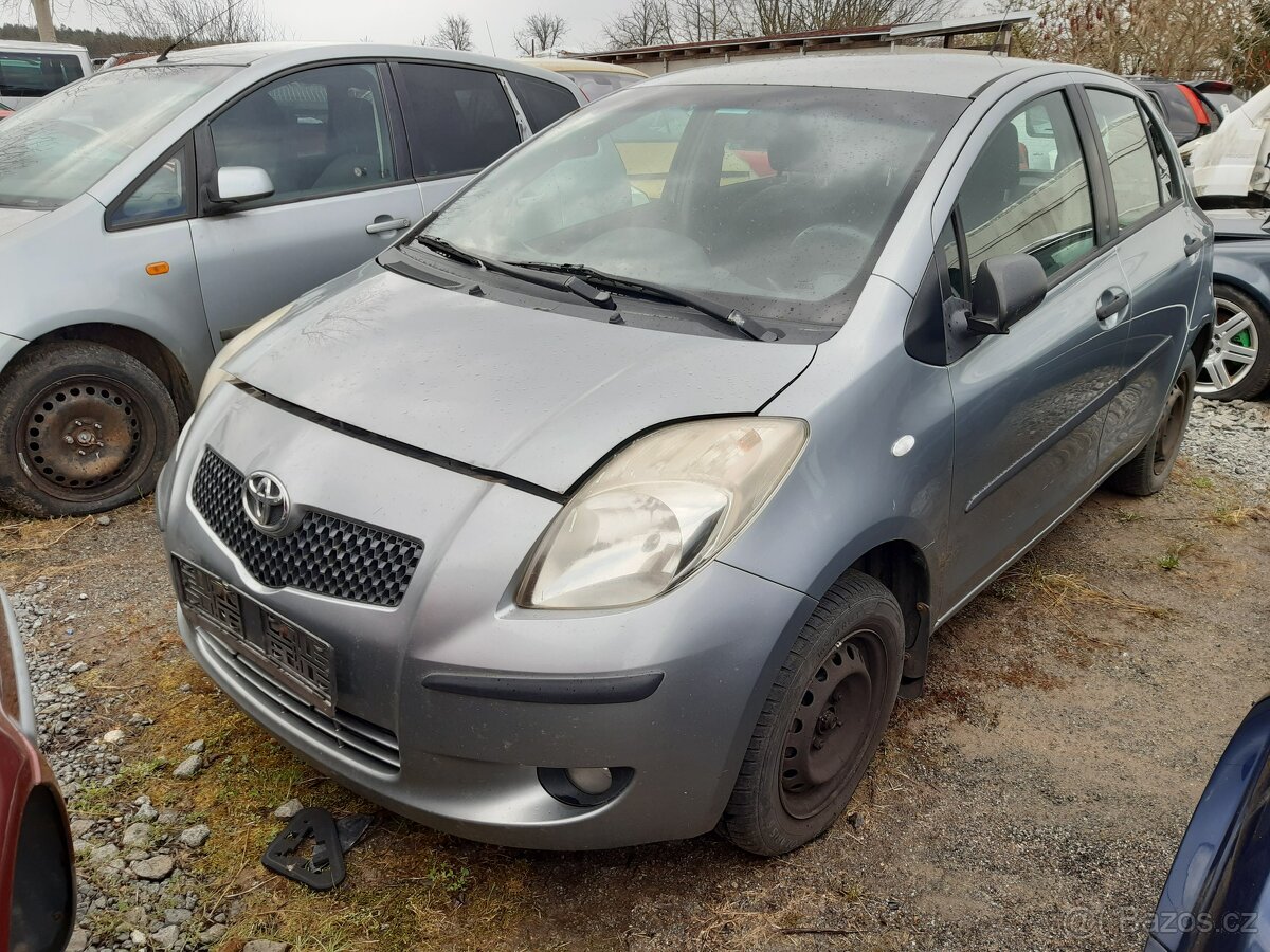 Toyota Yaris 2005 1,0VVT-i 51kW 1KR - dily z vozu